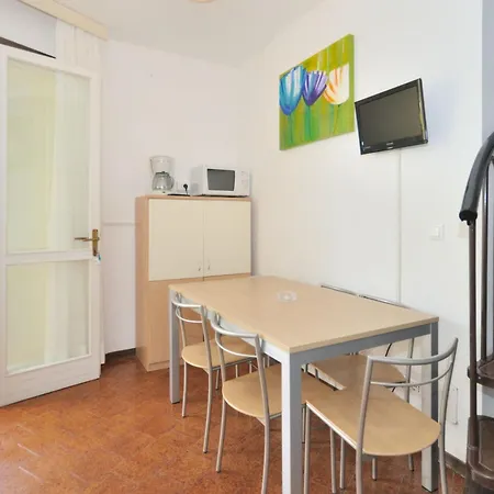 Villaggio Tivoli-9 By Interhome * ביביונה